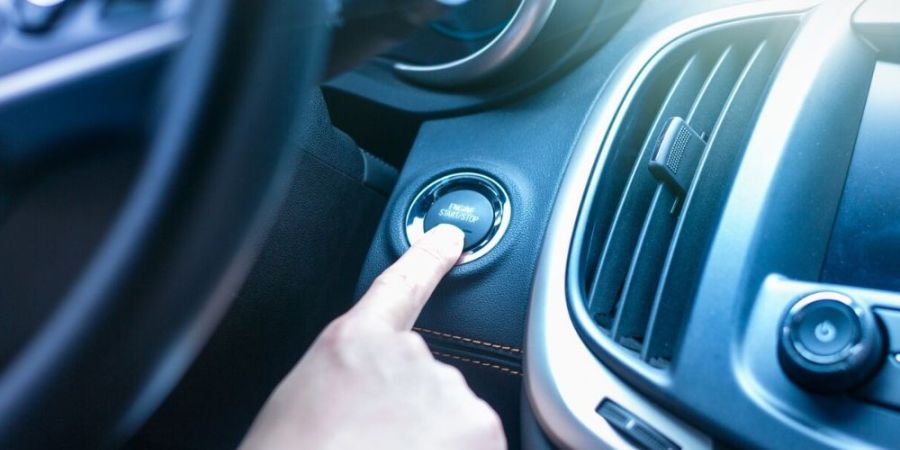 Чому автомобільний акумулятор не можна використовувати в ДБЖ